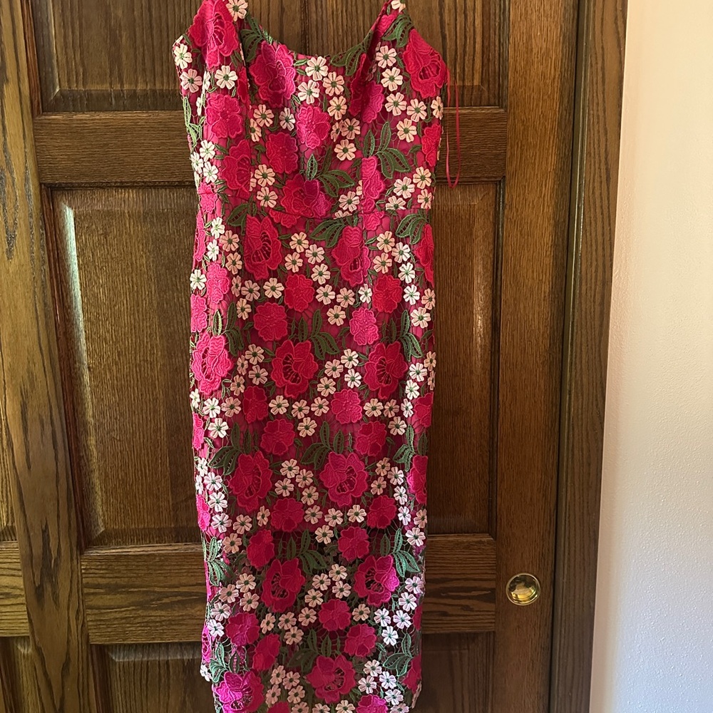 Dress the Population Pink Sheath V-Neck Midi Dress